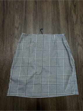 XS Dynamite Skirt